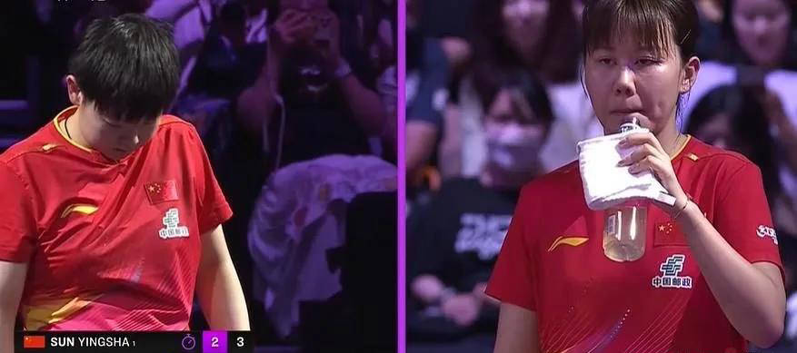 关于爆冷引发热议！，莱万多夫斯基在G2比赛中大比分获胜比赛高潮迭起的信息