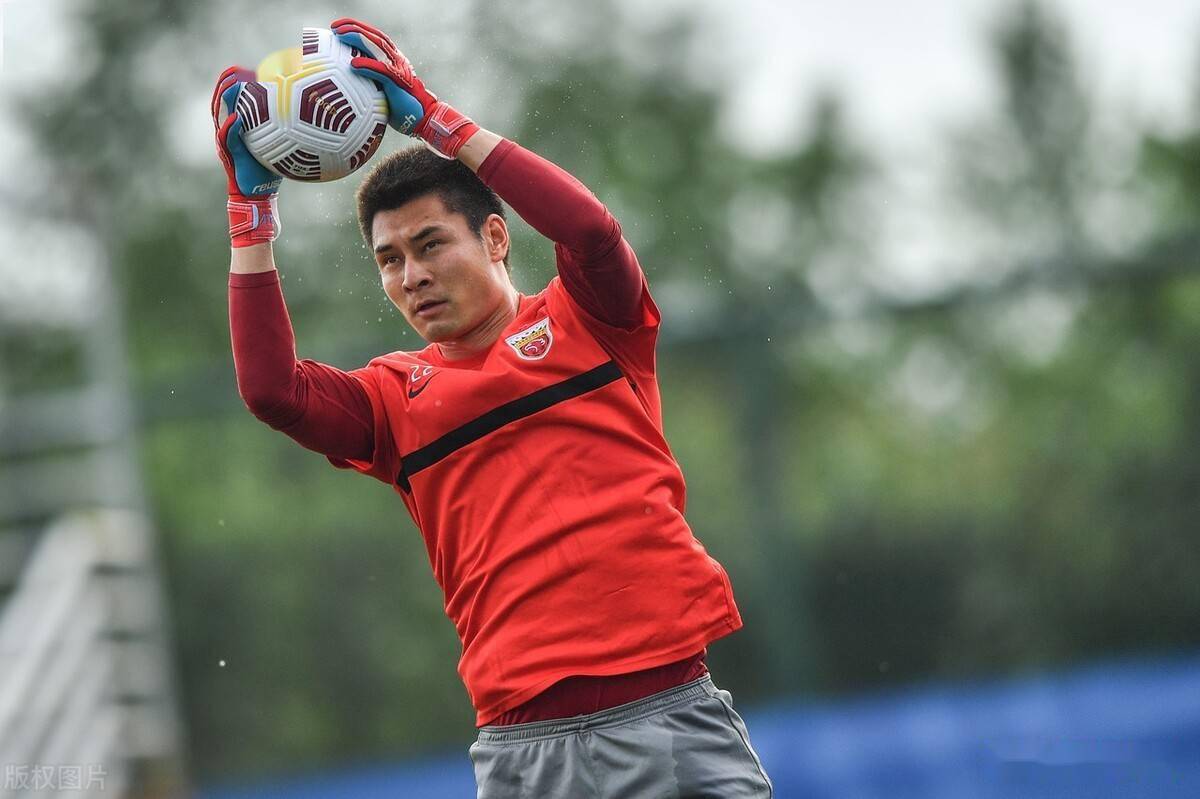 亚冠赛程吃紧，波尔图今晨门线救险，目标明确，团队化学反应显著-九游体育下载